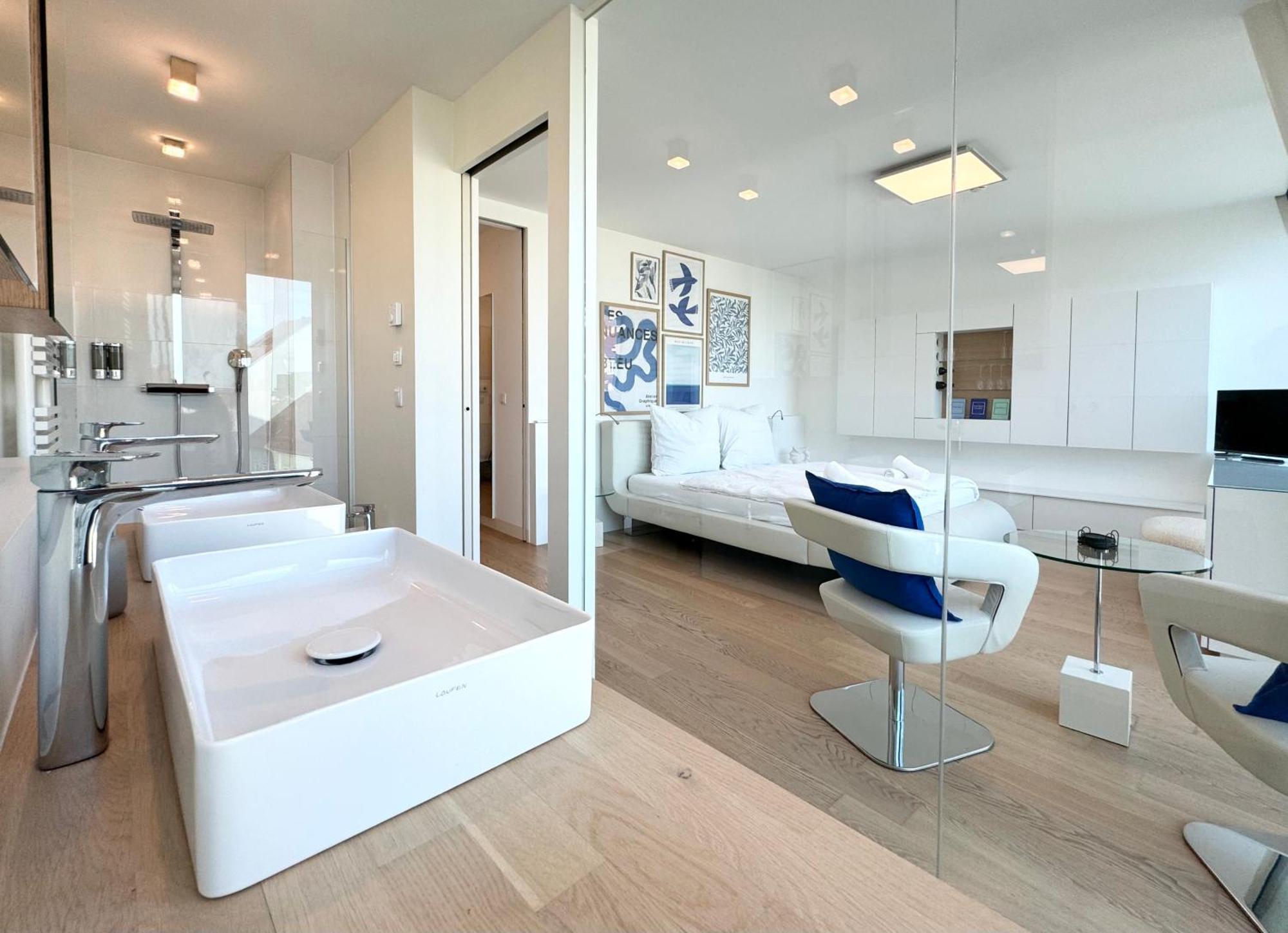 Modernes Apartment Im Zentrum Von Грац Экстерьер фото