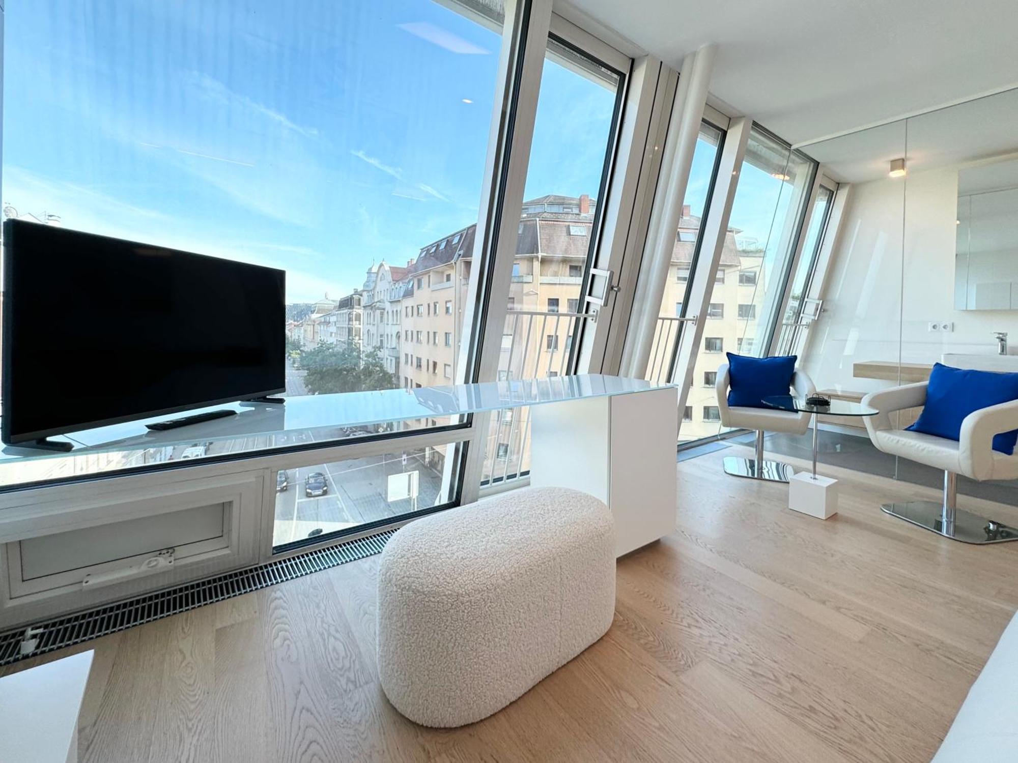 Modernes Apartment Im Zentrum Von Грац Экстерьер фото