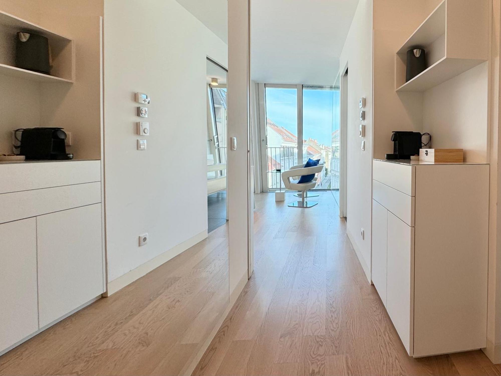 Modernes Apartment Im Zentrum Von Грац Экстерьер фото